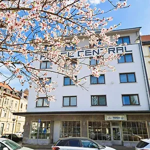 Central Hauptbahnhof Hotel